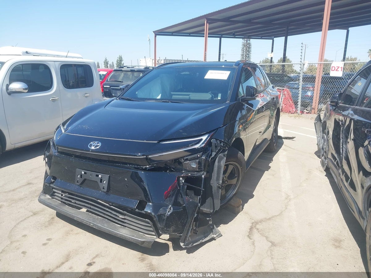 2026 TOYOTA BZ XLE PLUS — снимка 2