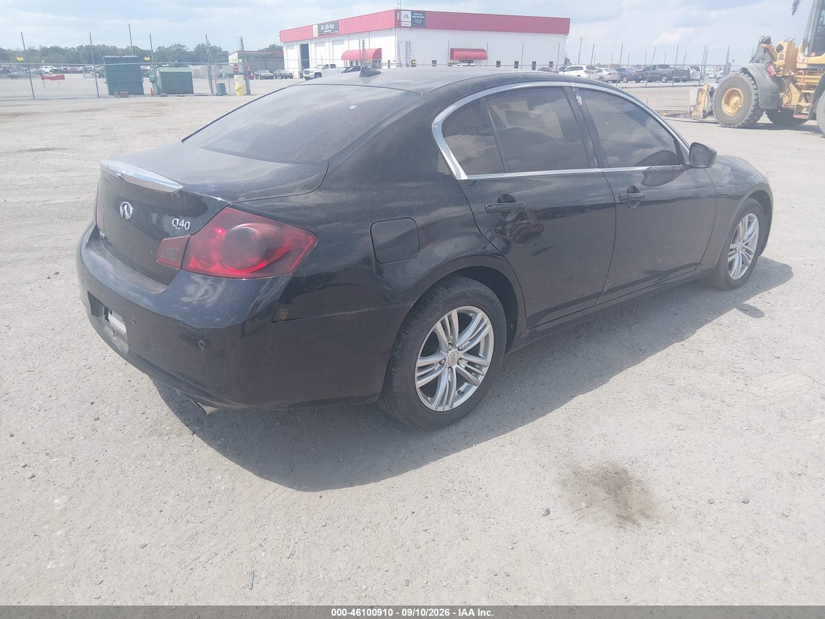 2015 INFINITI Q40 — снимка 4