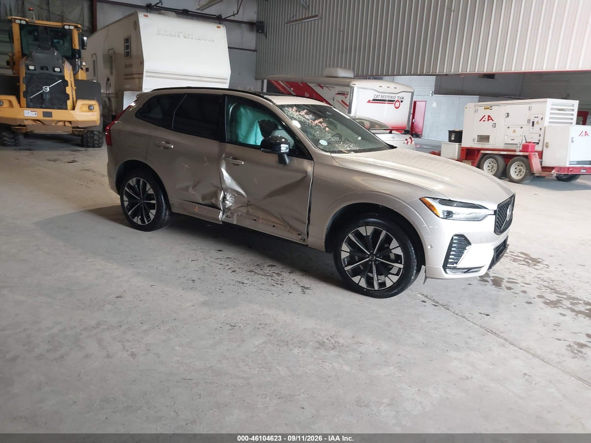 2026 VOLVO XC60 B5 PLUS