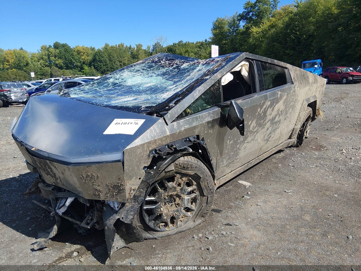2026 TESLA CYBERTRUCK CYBERBEAST — photo 2
