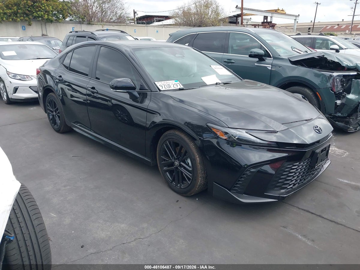 2026 TOYOTA CAMRY SE