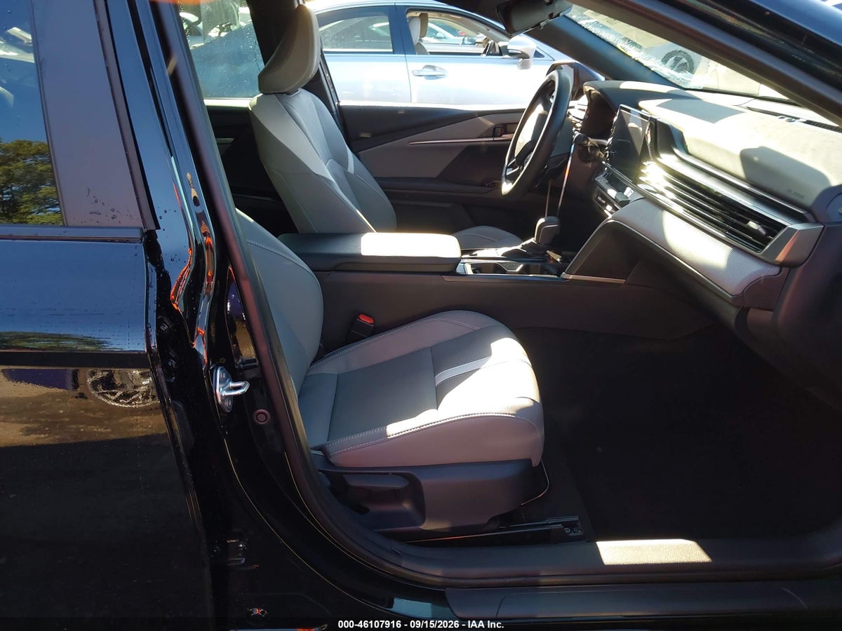 2026 TOYOTA CAMRY SE — снимка 5
