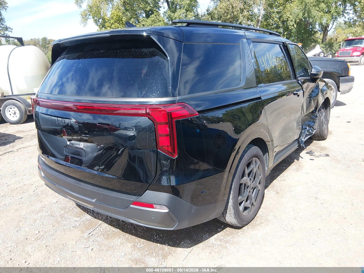 2026 KIA CARNIVAL MPV SX — photo 4