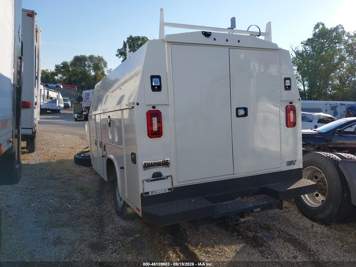 2024 CHEVROLET EXPRESS CUTAWAY WORK VAN — photo 3