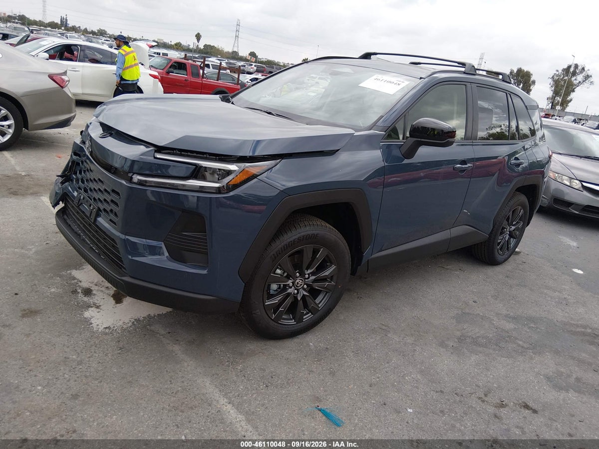 2026 TOYOTA RAV4 XLE PREMIUM — снимка 2