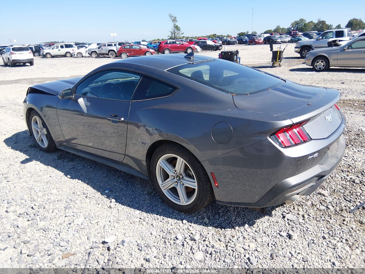 2026 FORD MUSTANG ECOBOOST — photo 3
