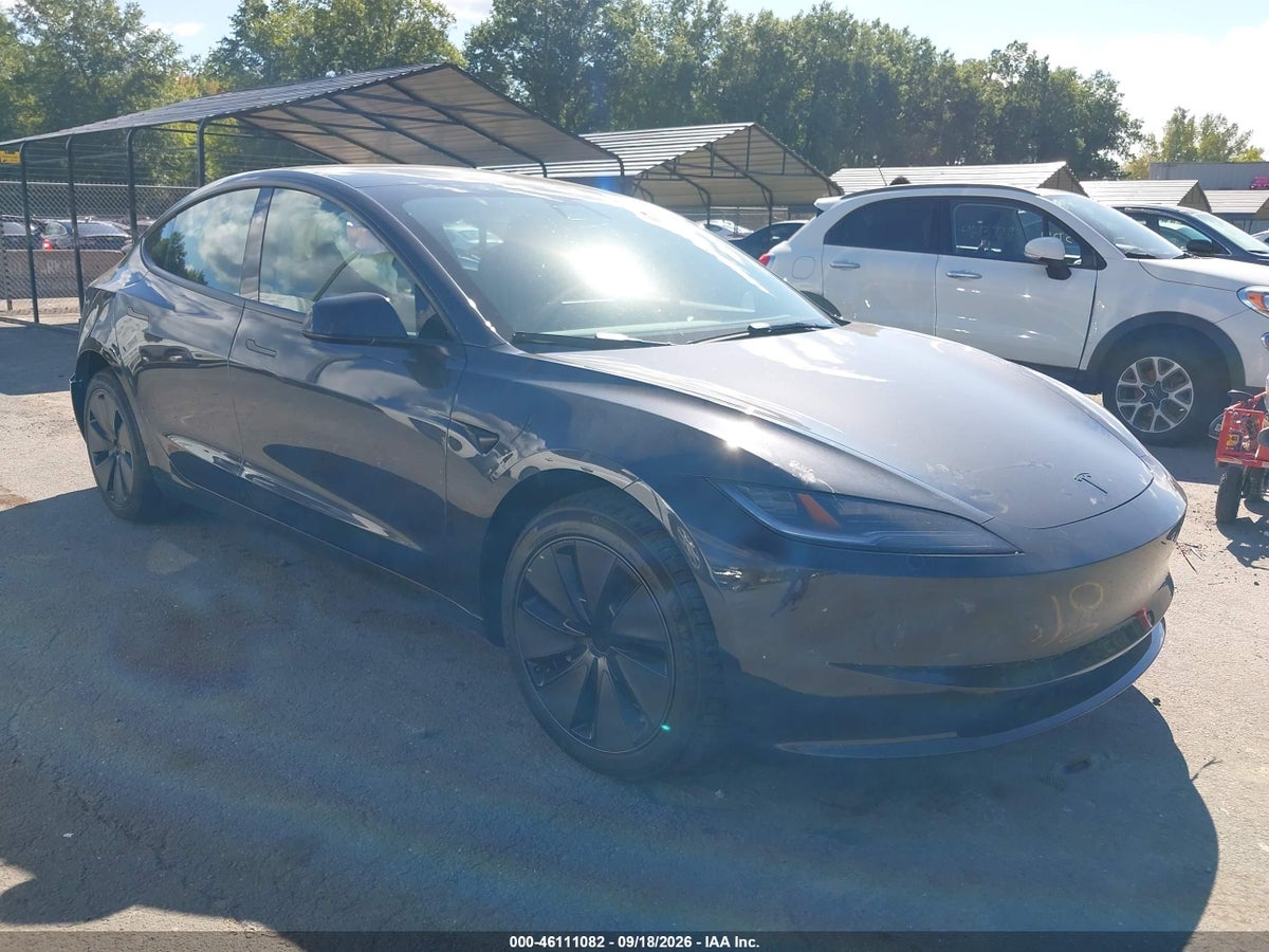 2026 TESLA MODEL 3 PREMIUM REAR-WHEEL DRIVE/REAR-WHEEL DRIVE