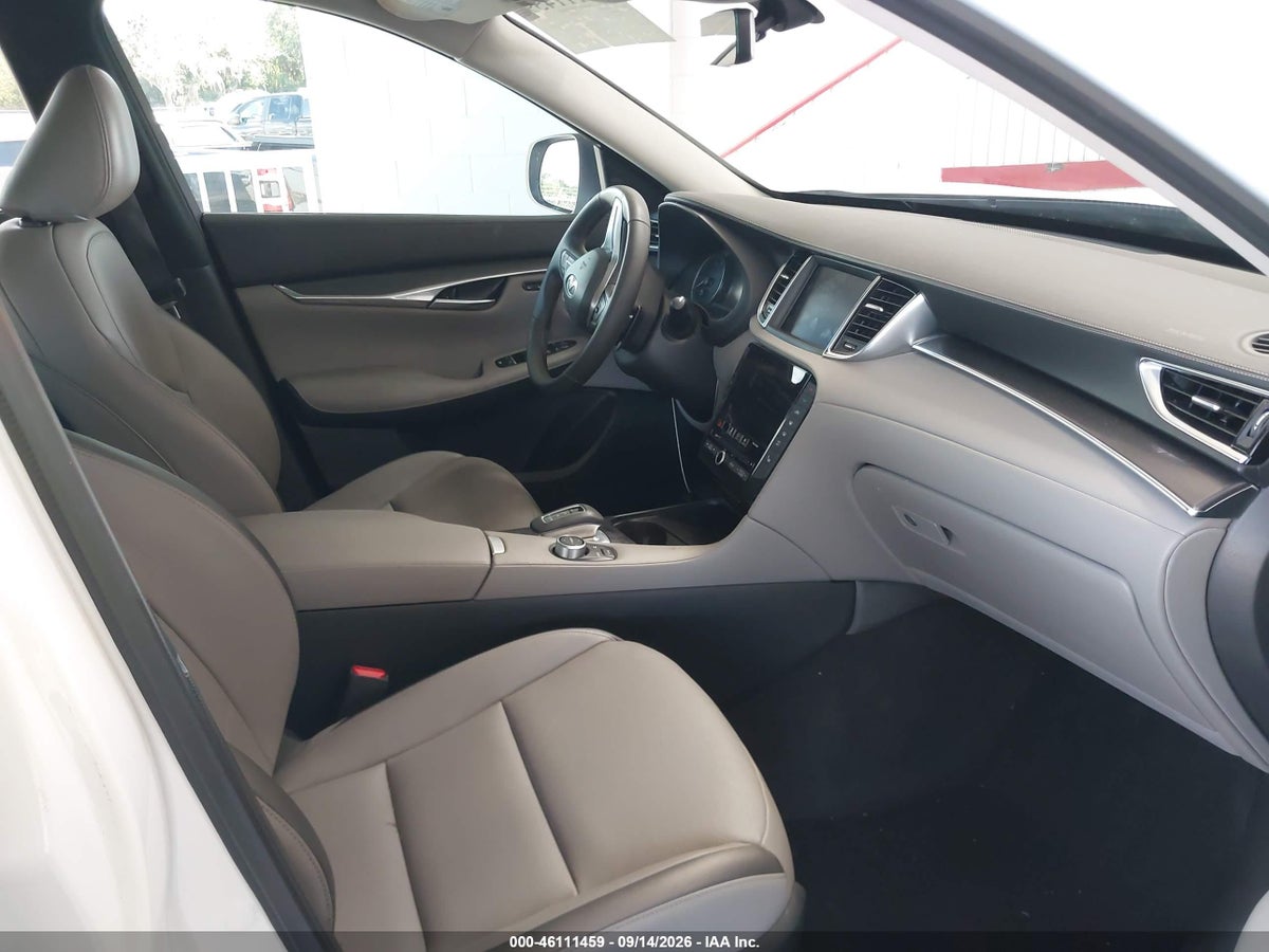 2025 INFINITI QX50 LUXE AWD — photo 5