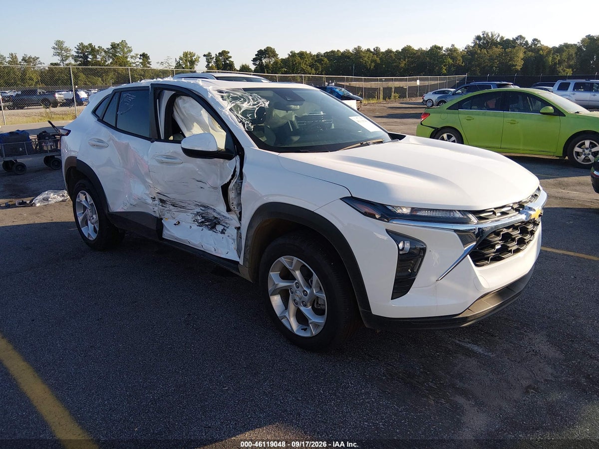 2026 CHEVROLET TRAX FWD LS