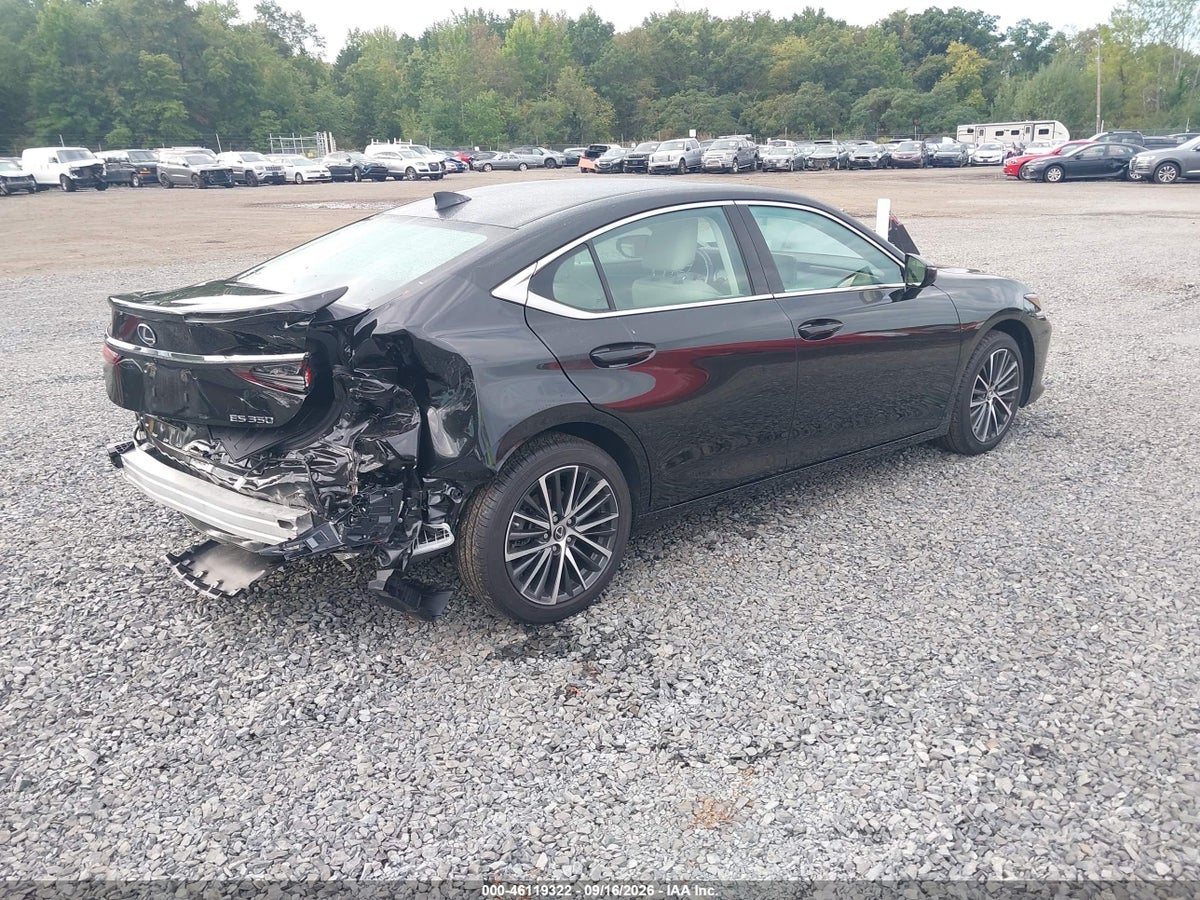 2025 LEXUS ES 350 — photo 4