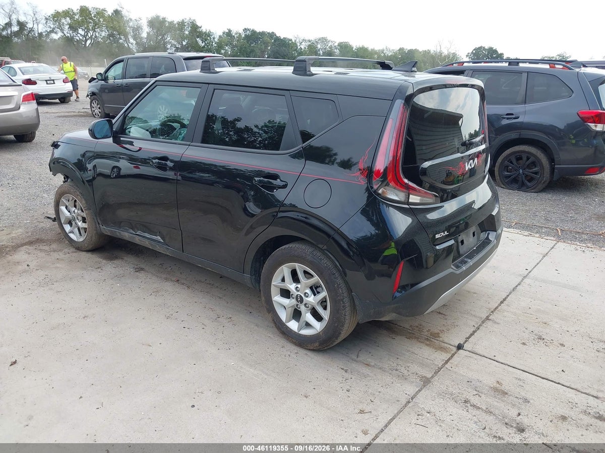 2025 KIA SOUL LX — photo 3