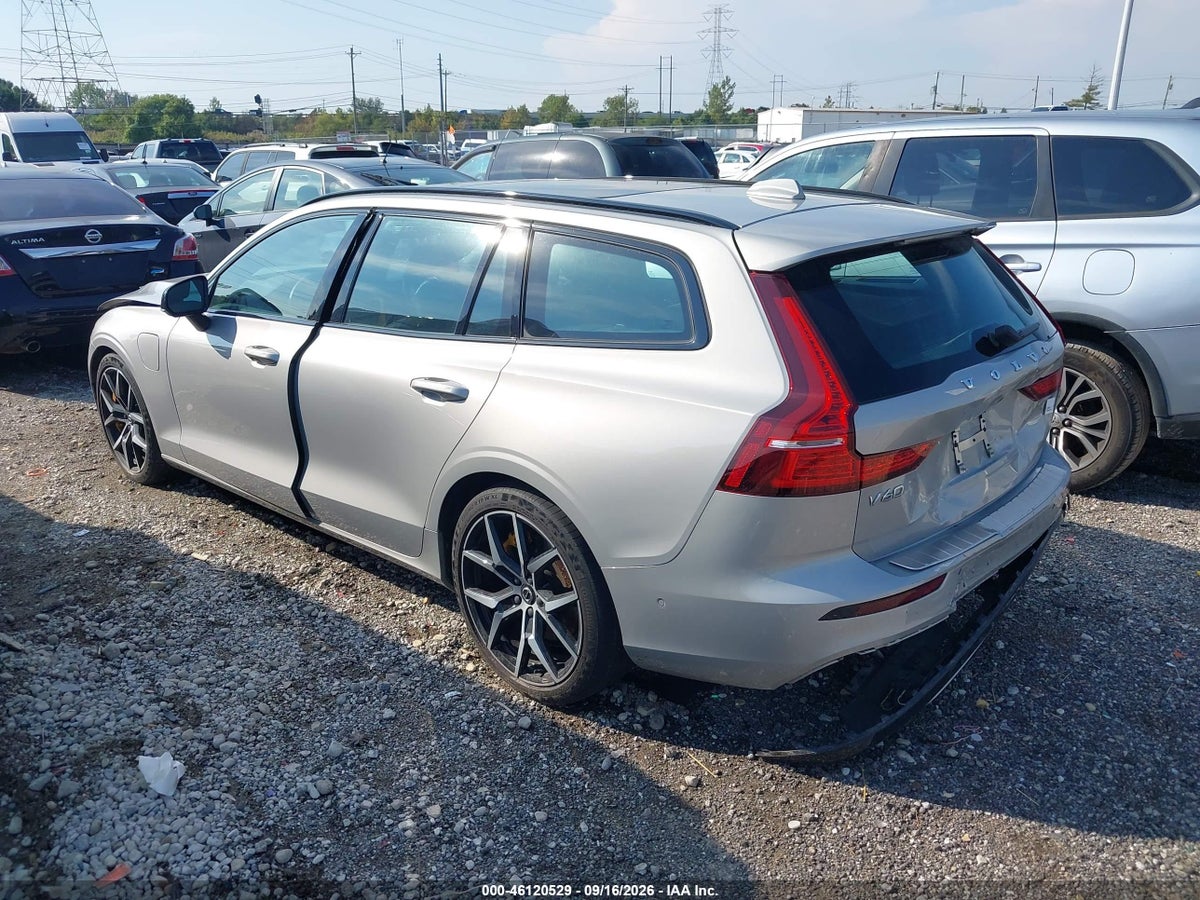 2025 VOLVO V60 PLUG-IN HYBRID T8 POLESTAR ENGINEERED — снимка 3