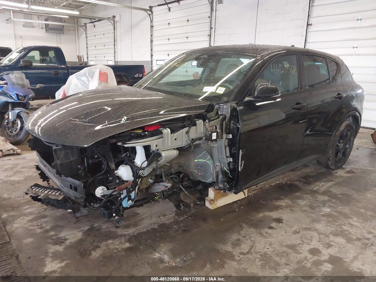 2024 DODGE HORNET R/T EAWD — photo 2