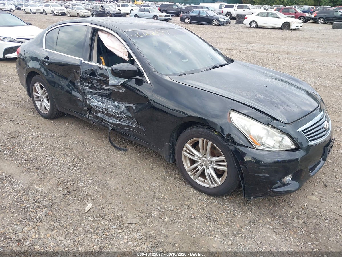 2013 INFINITI G37X
