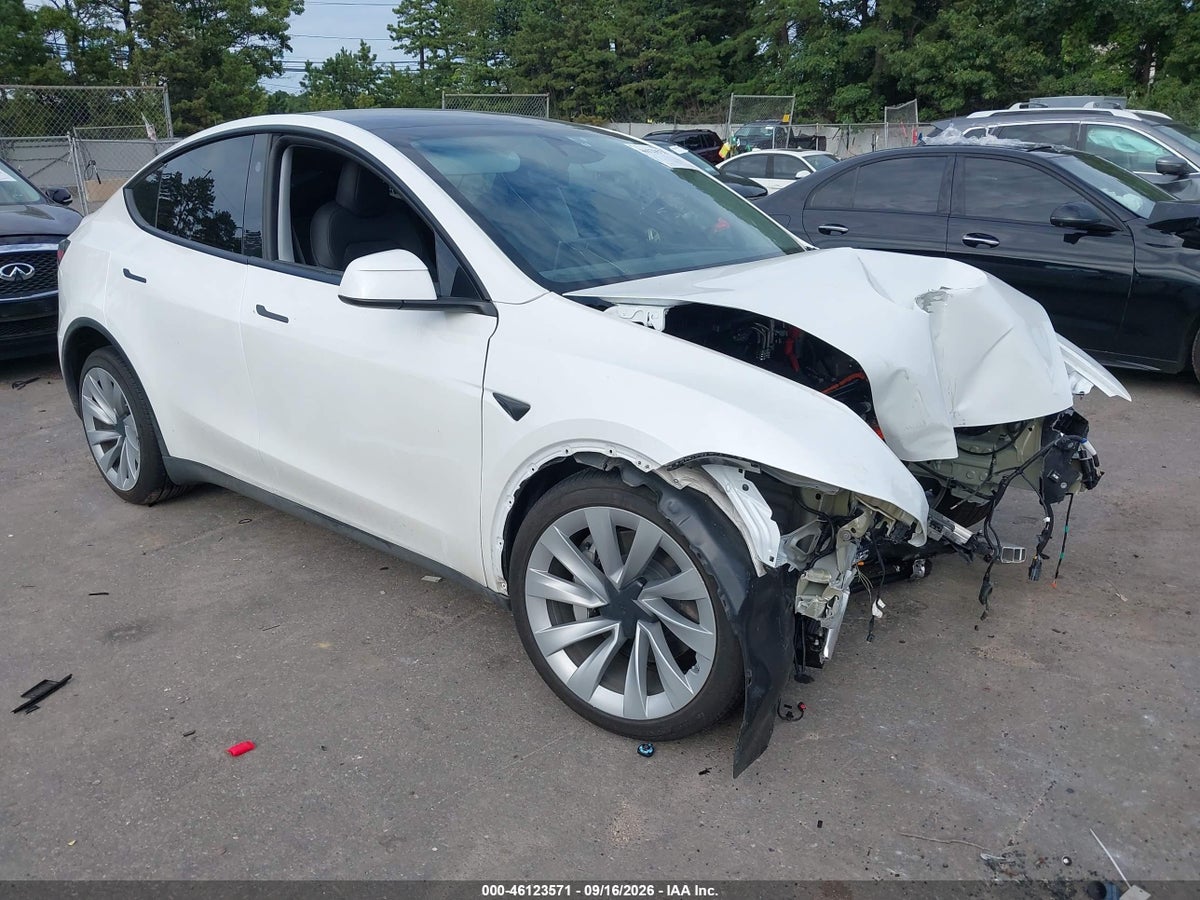 2026 TESLA MODEL Y ALL-WHEEL DRIVE/LONG RANGE LAUNCH SERIES/PREMIUM ALL-WHEEL DRIVE