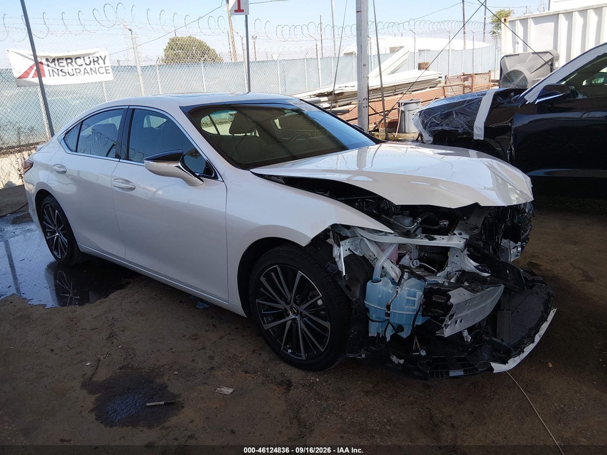 2025 LEXUS ES 300H