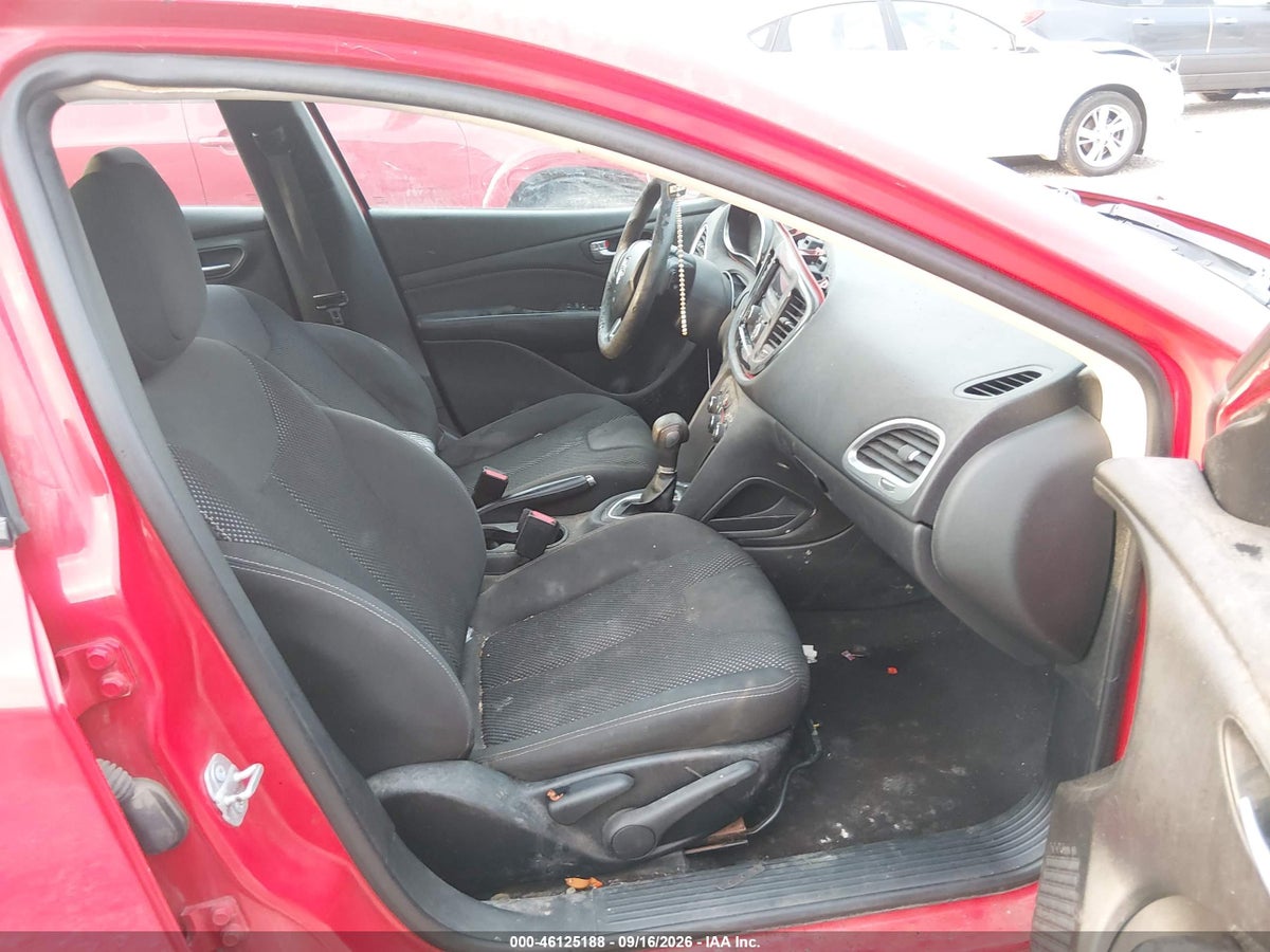 2016 DODGE DART SXT — photo 5