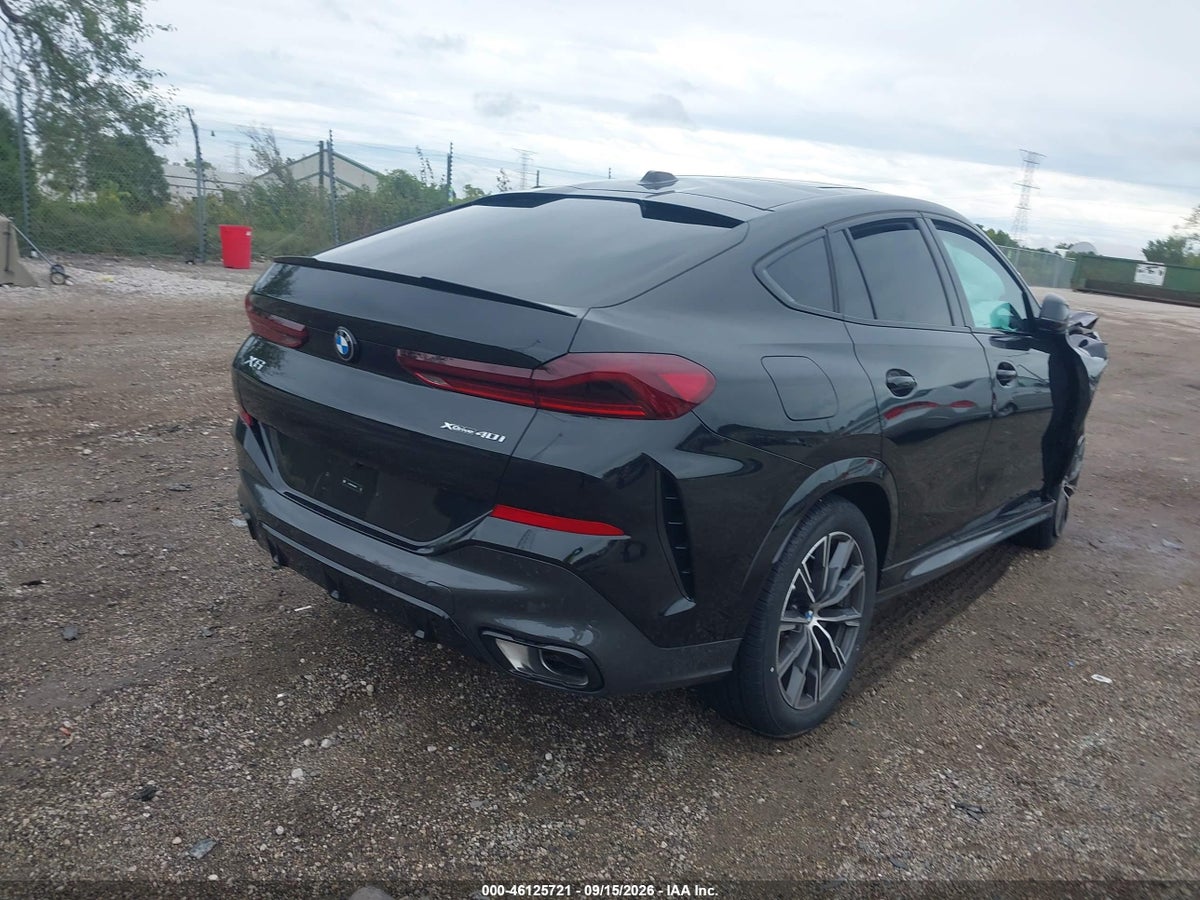 2027 BMW X6 — photo 4