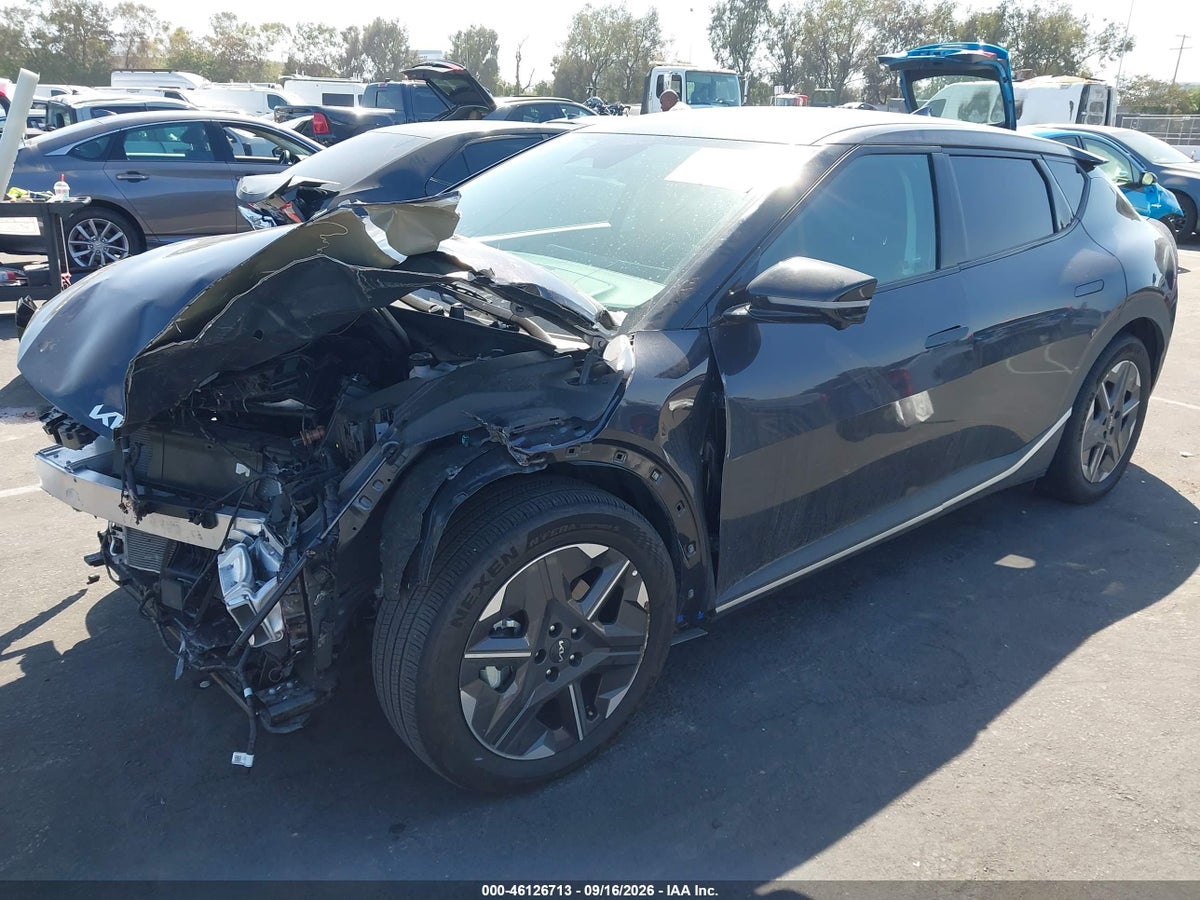 2025 KIA EV6 LIGHT LONG RANGE RWD — снимка 2