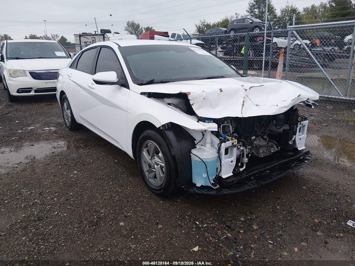 2026 HYUNDAI ELANTRA SE