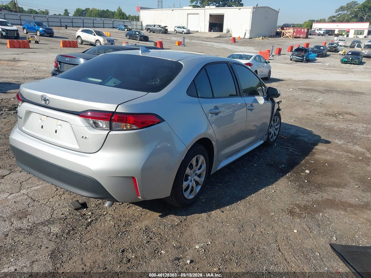 2026 TOYOTA COROLLA LE — photo 4