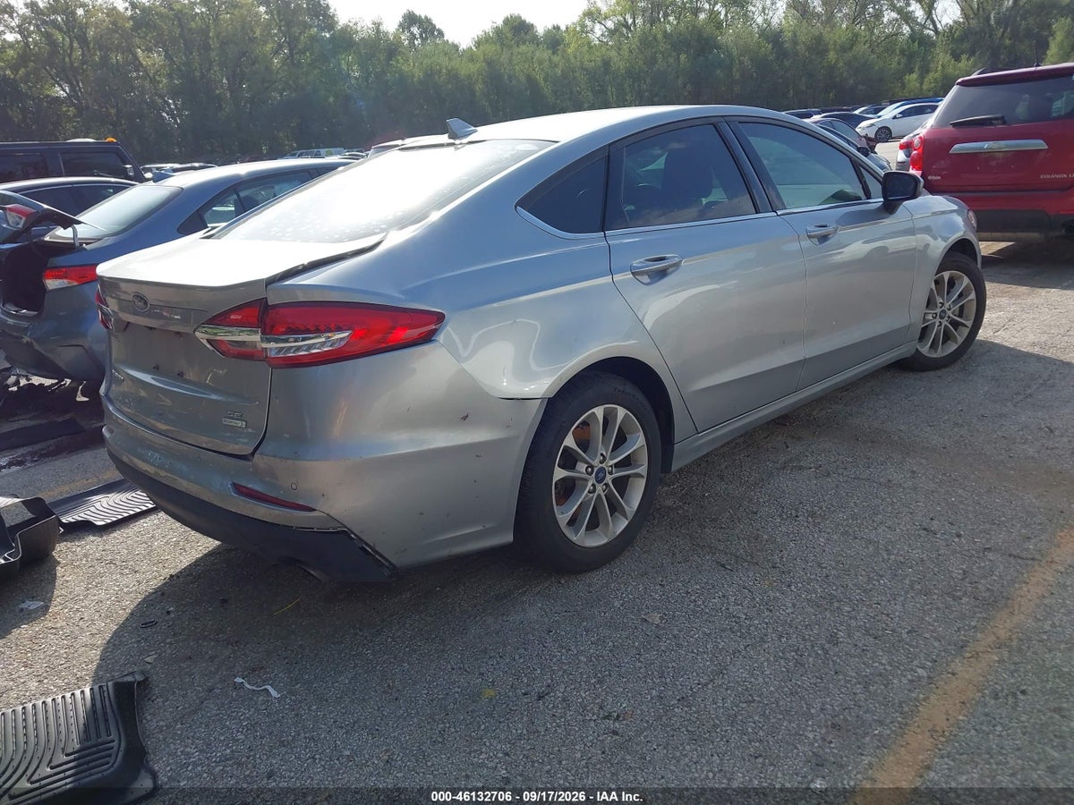 2020 FORD FUSION SE — photo 4