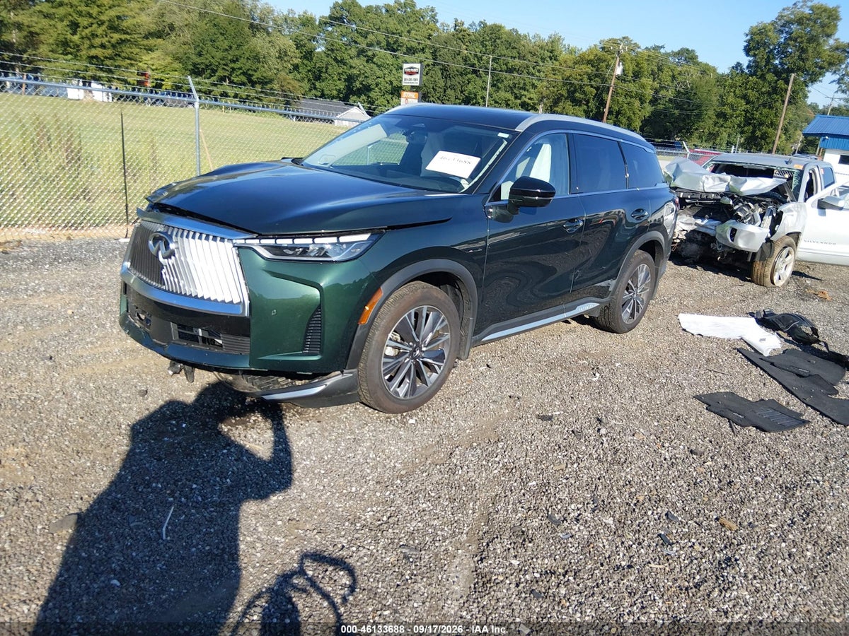 2026 INFINITI QX60 LUXE AWD — photo 2