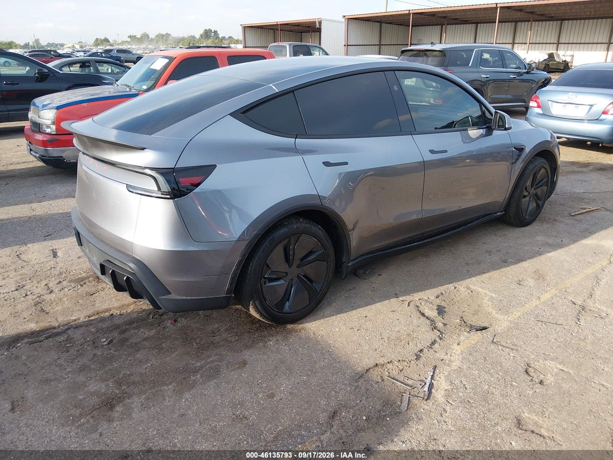2026 TESLA MODEL Y PREMIUM REAR-WHEEL DRIVE/REAR-WHEEL DRIVE — photo 4