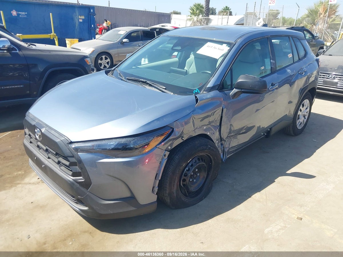 2026 TOYOTA COROLLA CROSS L — снимка 2