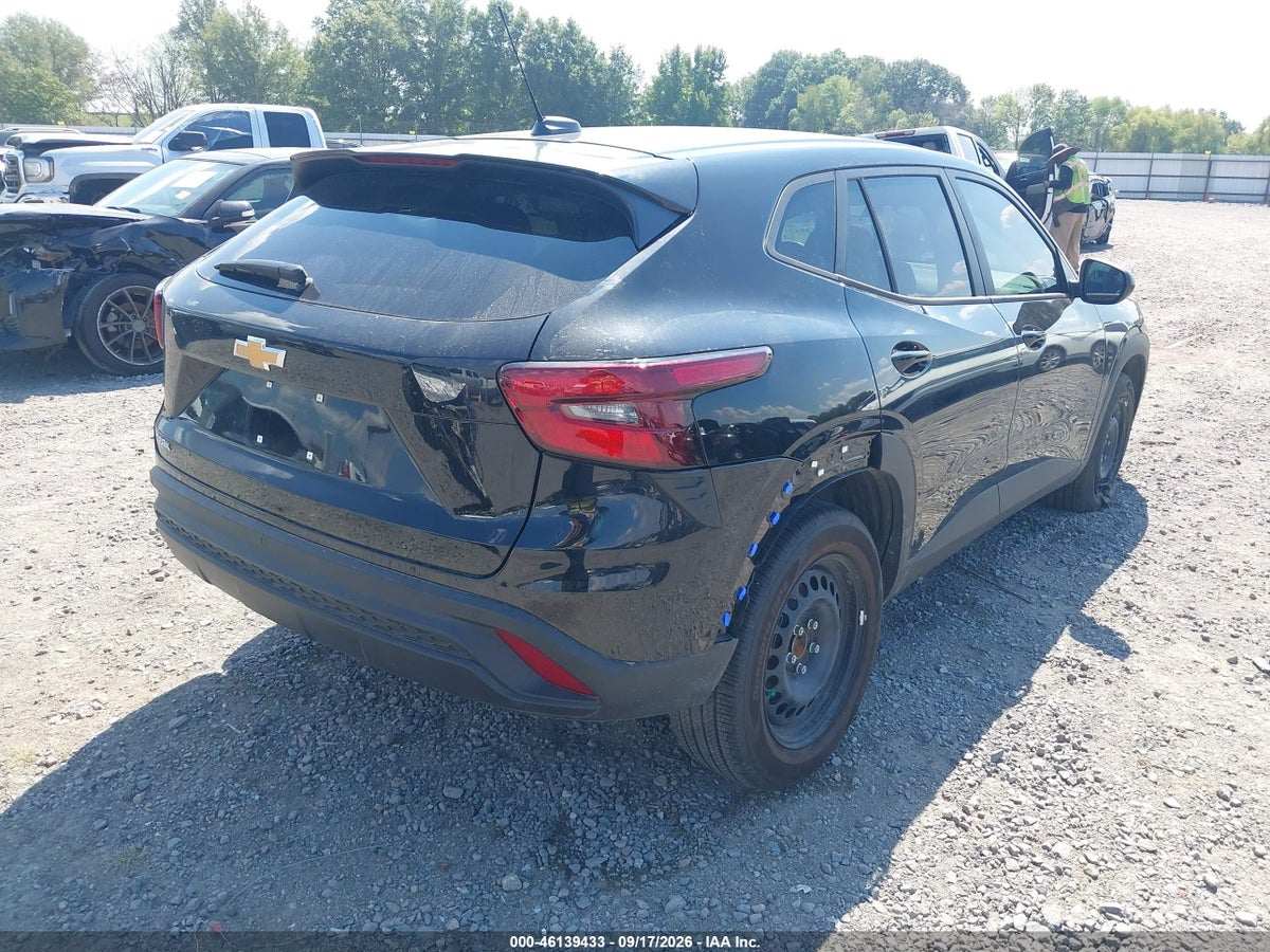 2026 CHEVROLET TRAX FWD LS — снимка 4