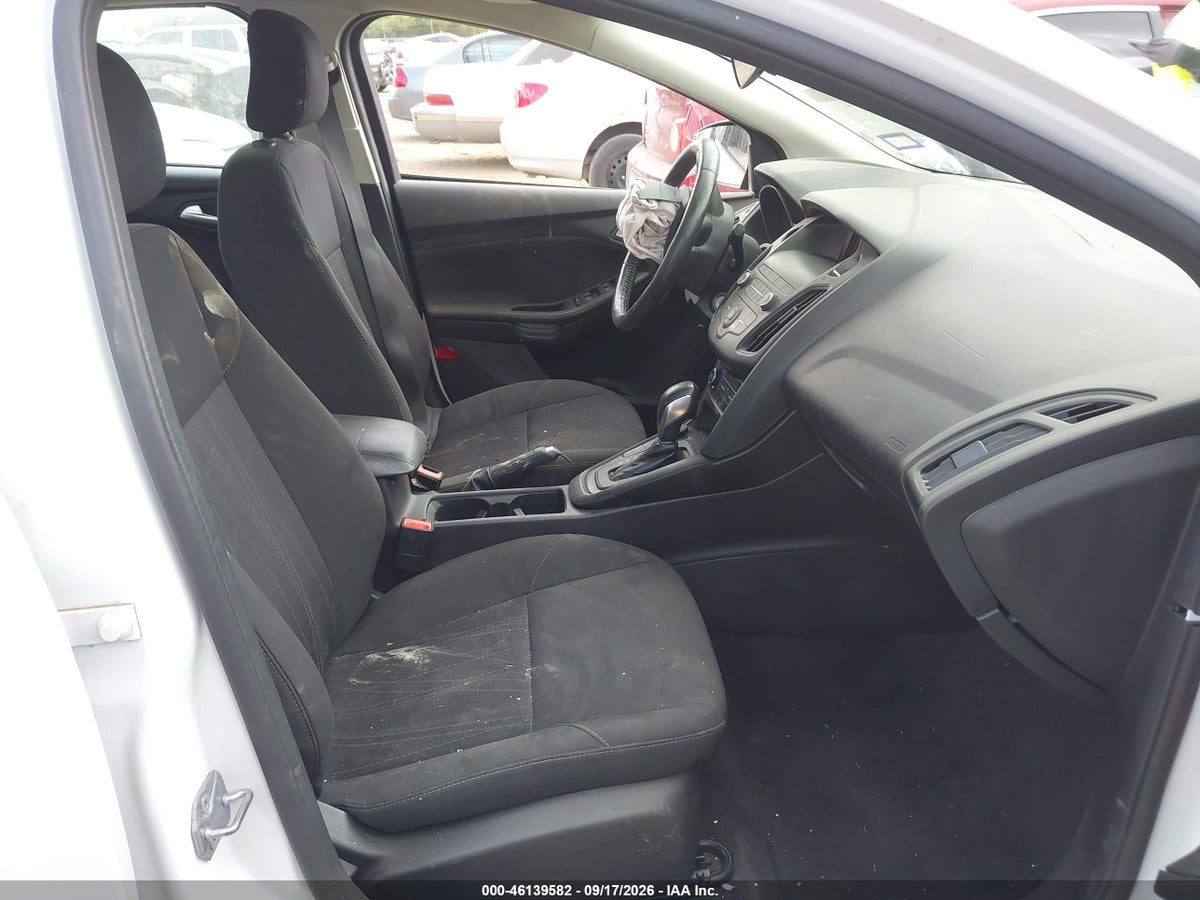 2018 FORD FOCUS SE — photo 5