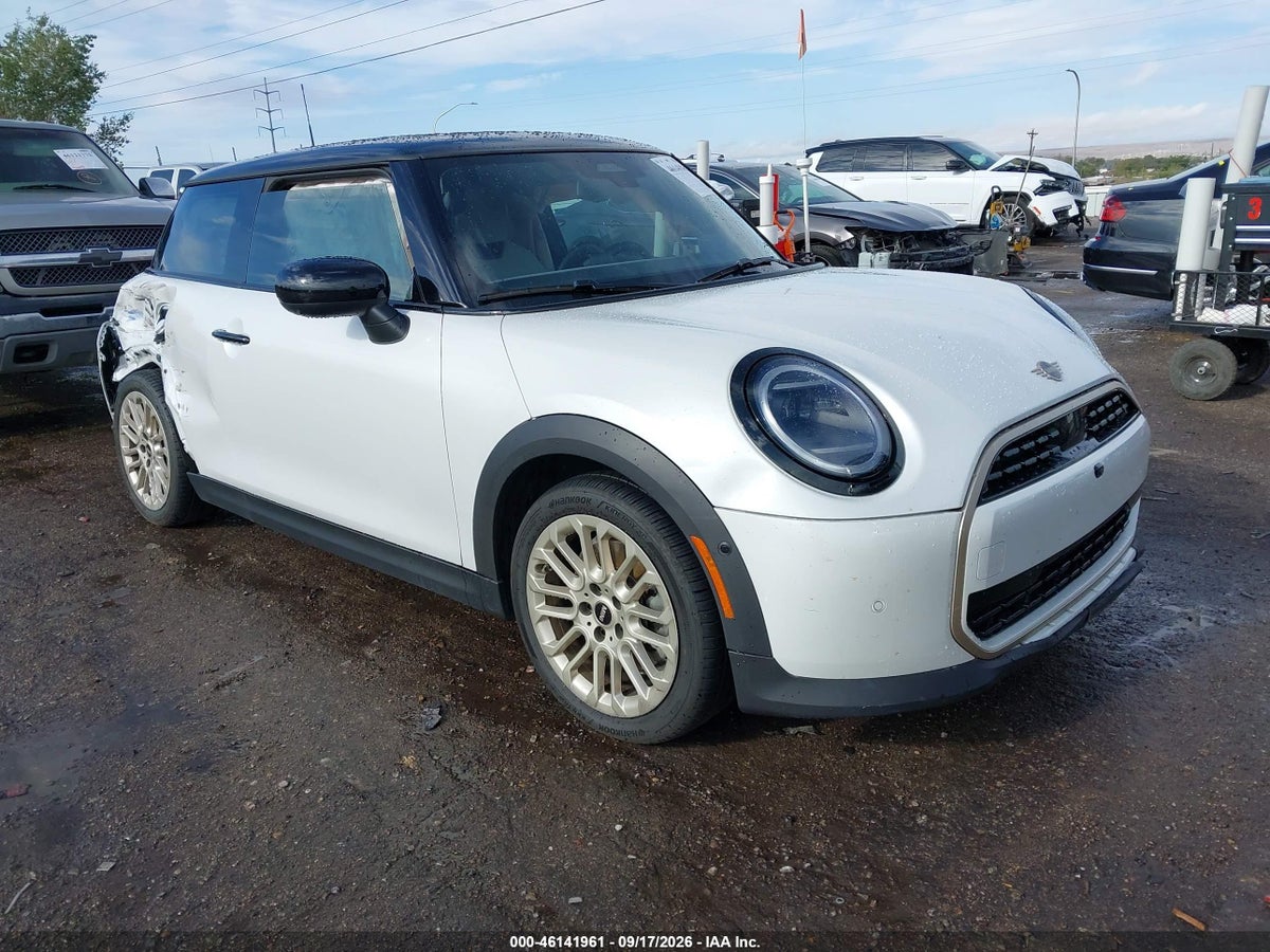 2025 MINI HARDTOP COOPER