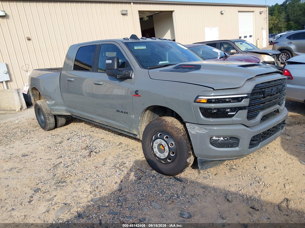 2026 RAM 3500 LARAMIE 4X4 6'4 BOX