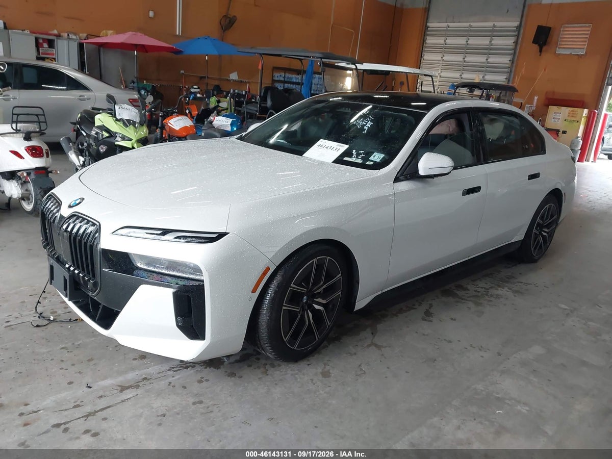 2026 BMW 740I XDRIVE — photo 2