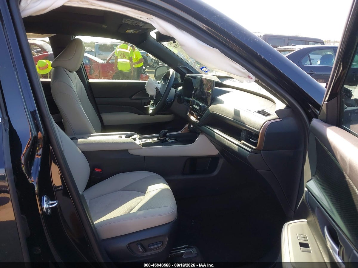 2026 TOYOTA GRAND HIGHLANDER HYBRID MAX PLATINUM — photo 5