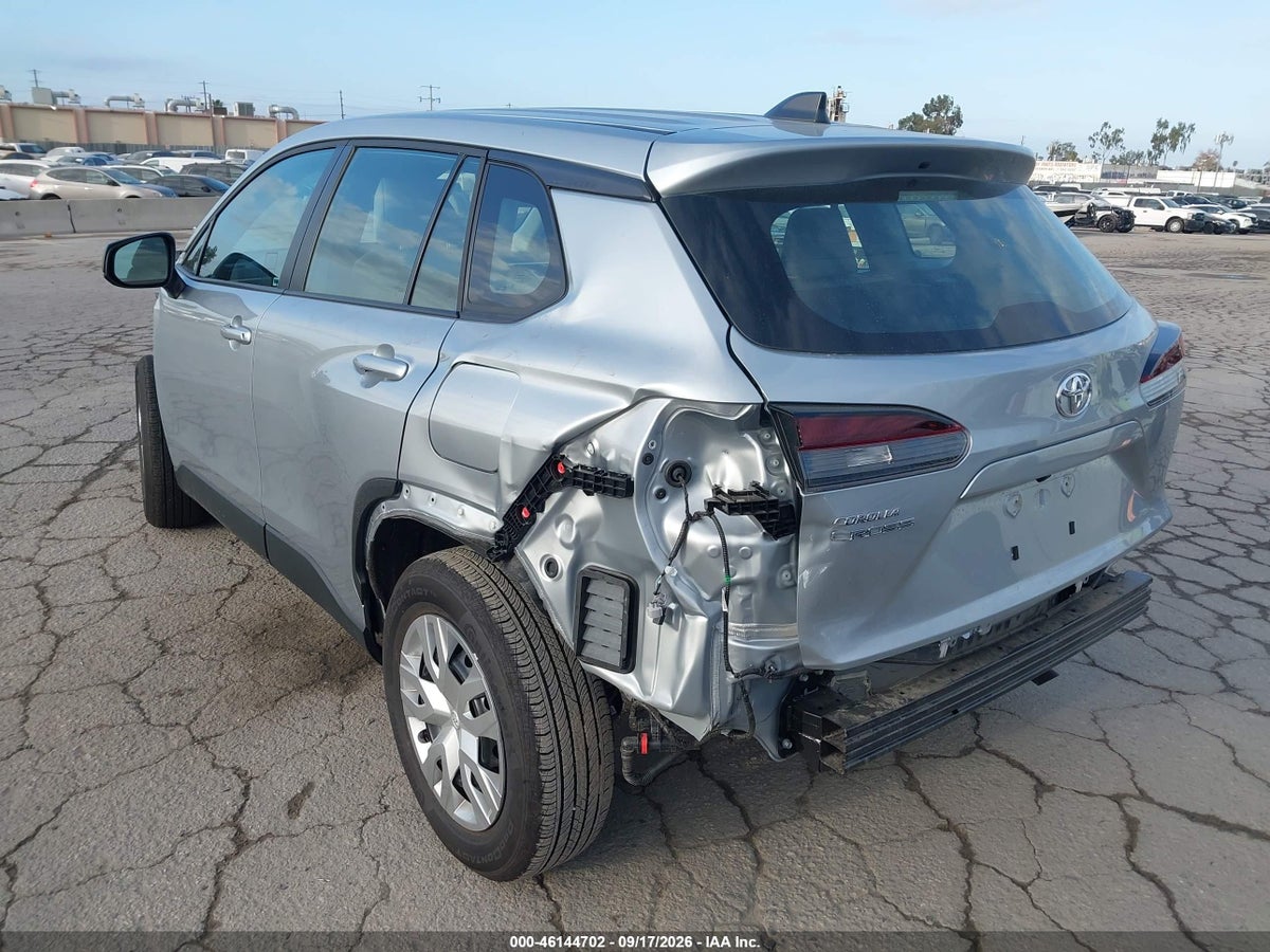 2026 TOYOTA COROLLA CROSS L — снимка 3
