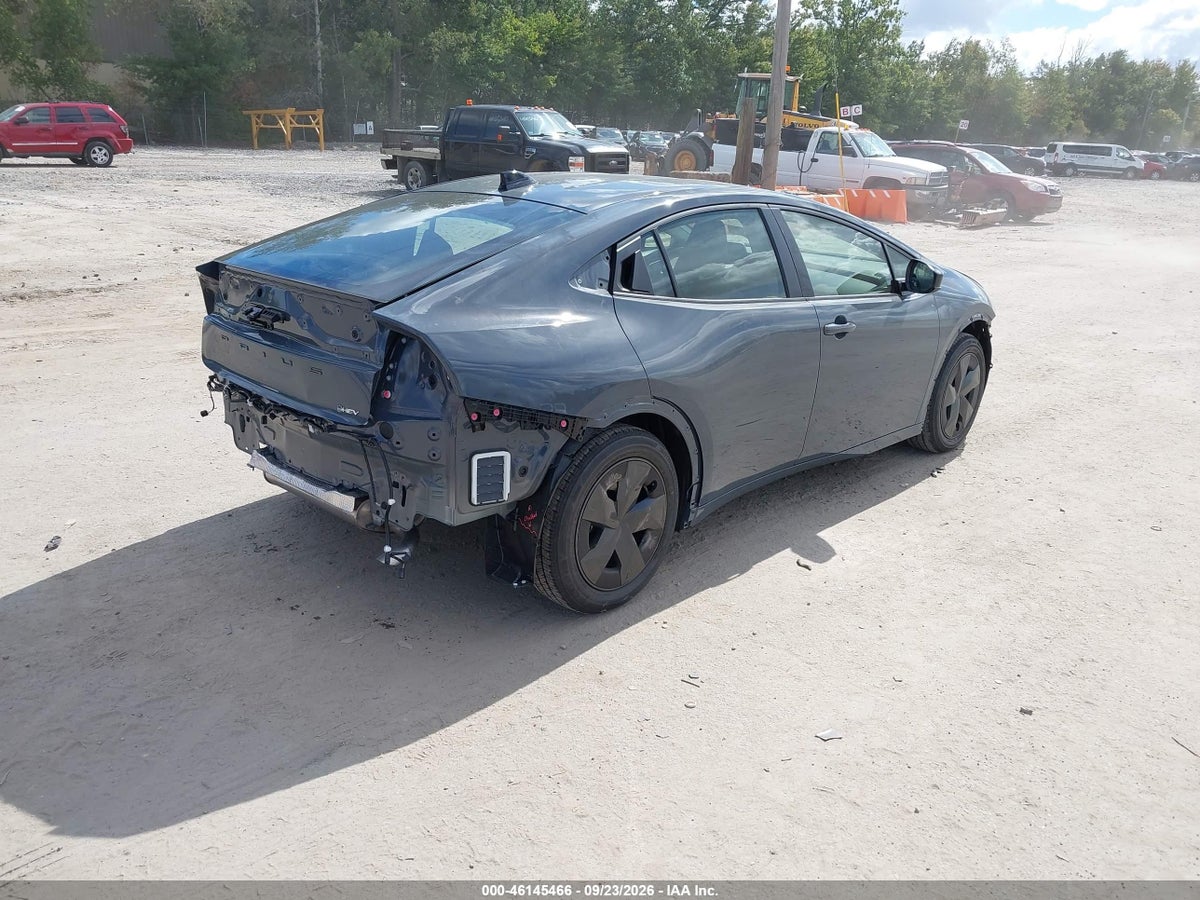 2026 TOYOTA PRIUS LE — photo 4