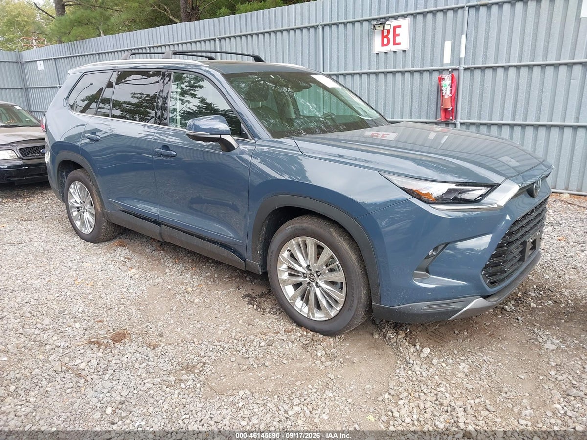 2026 TOYOTA GRAND HIGHLANDER PLATINUM