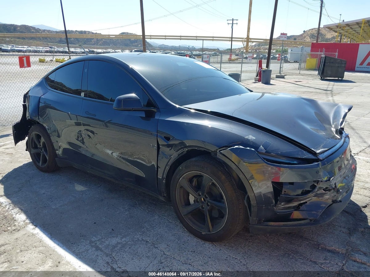 2026 TESLA MODEL Y PREMIUM REAR-WHEEL DRIVE/REAR-WHEEL DRIVE