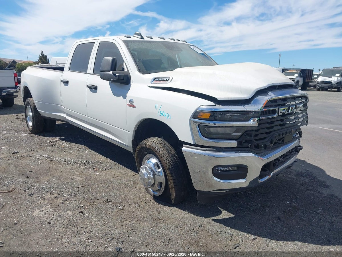2026 RAM 3500 TRADESMAN 4X4 8' BOX