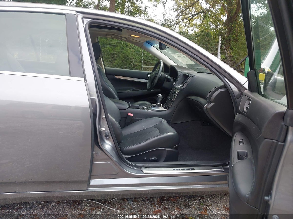 2015 INFINITI Q40 — снимка 5