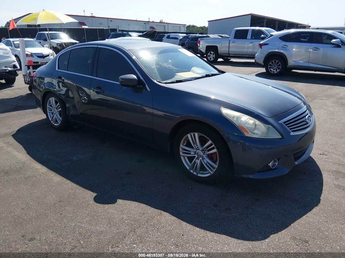 2013 INFINITI G37 JOURNEY