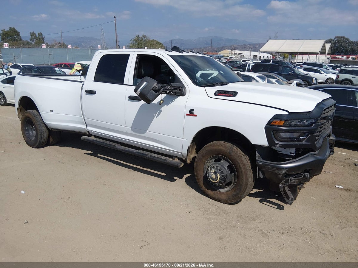 2026 RAM 3500 TRADESMAN 4X4 8' BOX