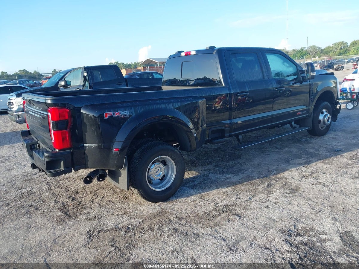 2026 FORD F-350 PLATINUM — photo 4