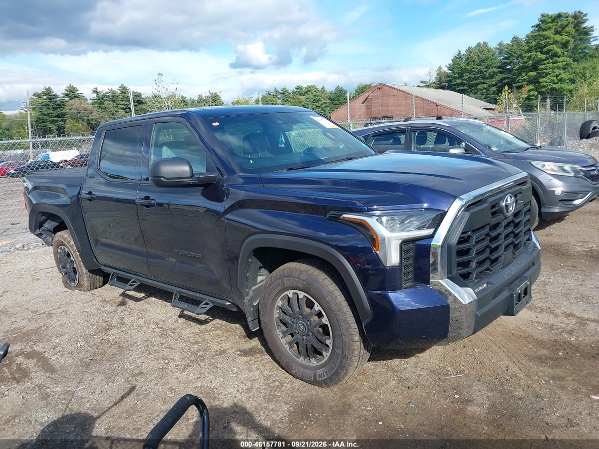 2026 TOYOTA TUNDRA SR5 CREWMAX 5.5' BED