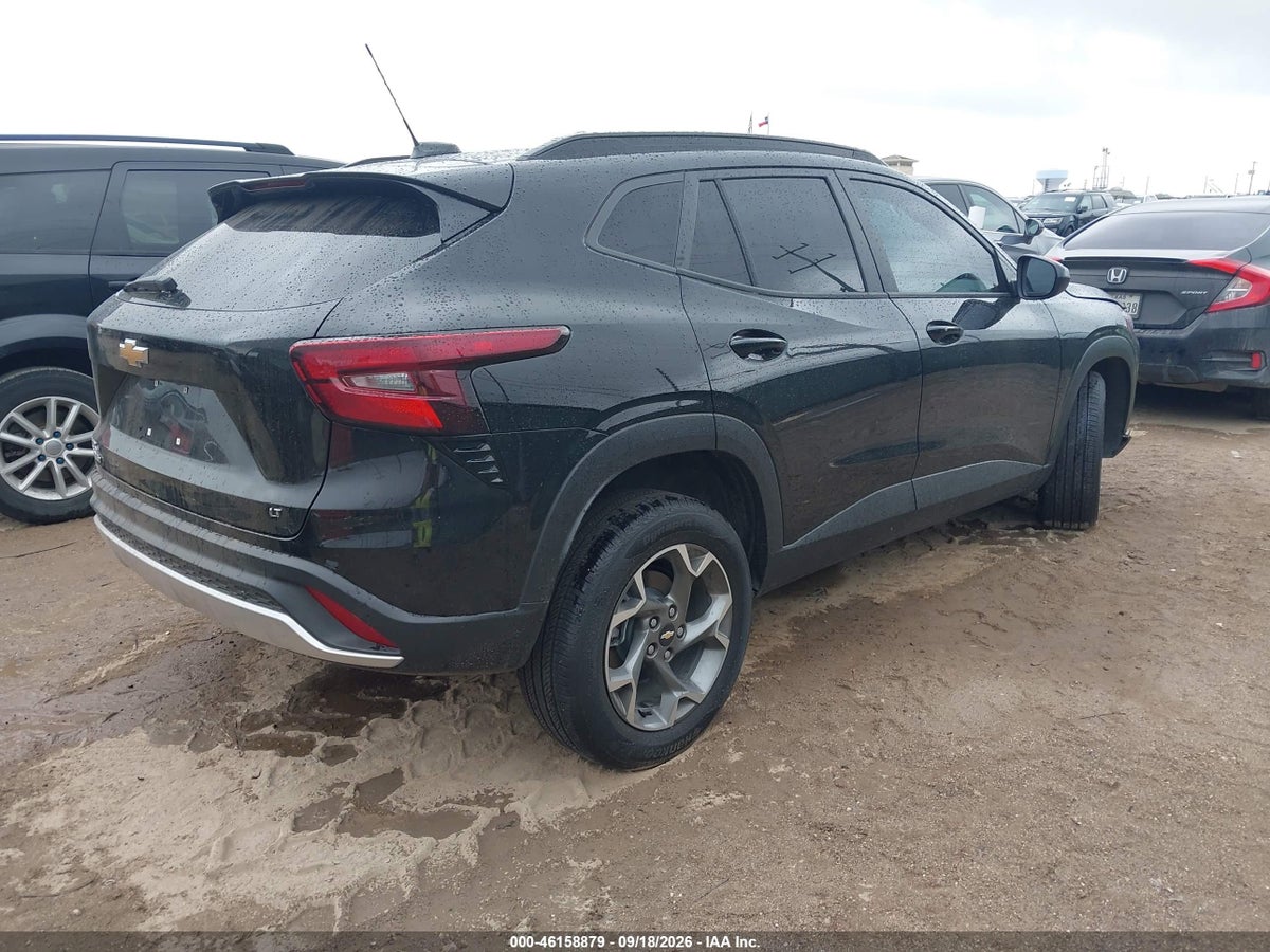 2026 CHEVROLET TRAX FWD LT — photo 4