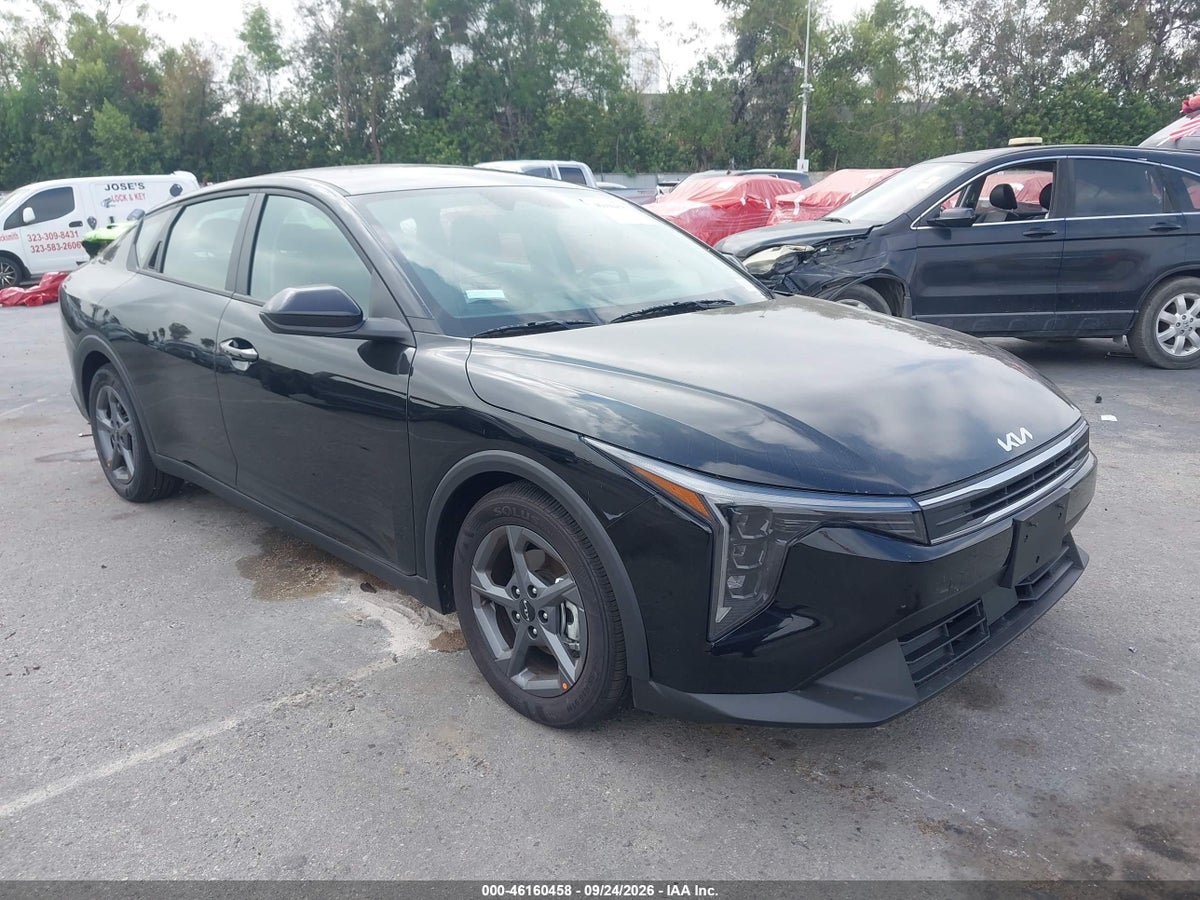 2026 KIA K4 LXS