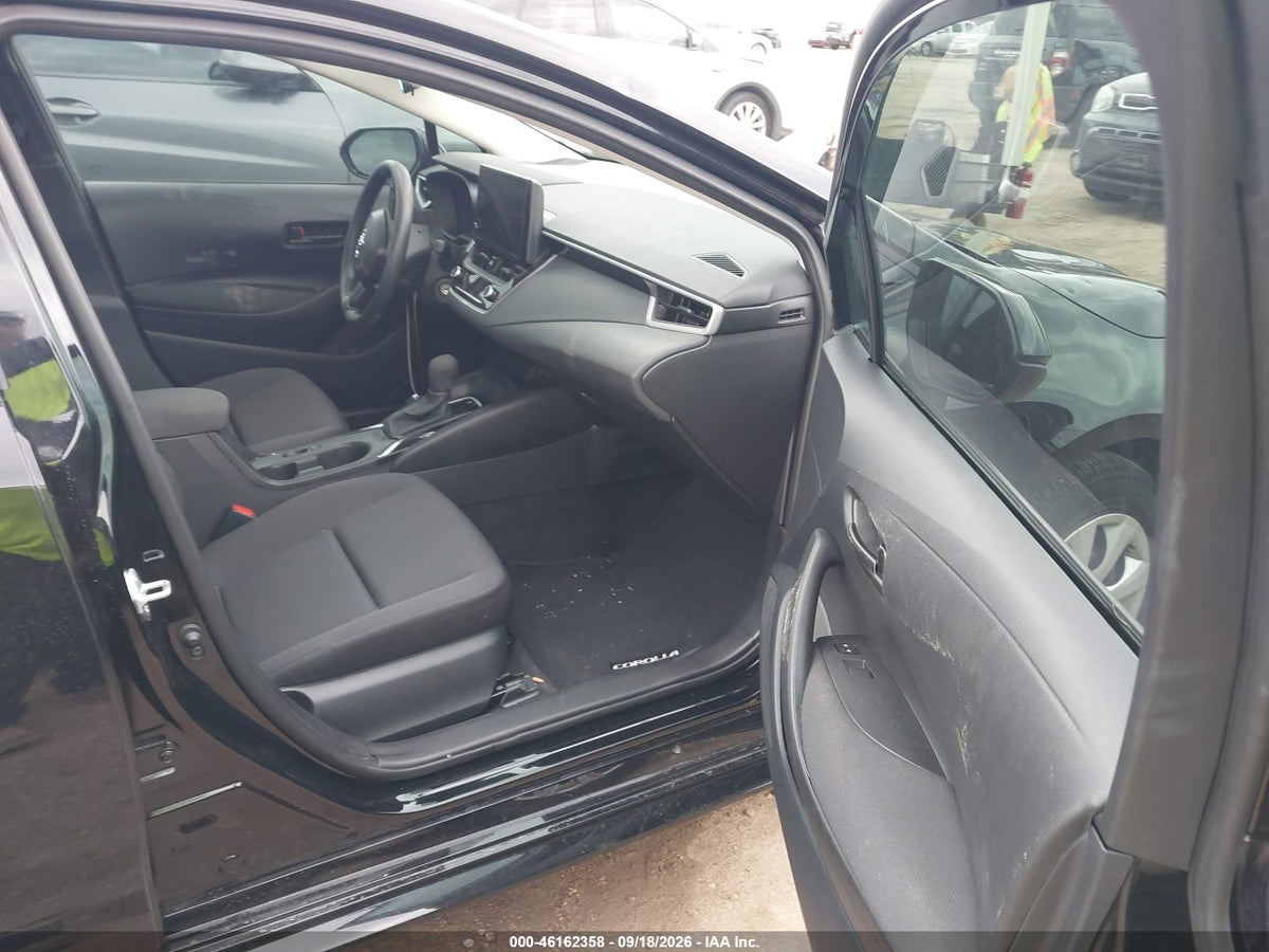 2026 TOYOTA COROLLA LE — photo 5
