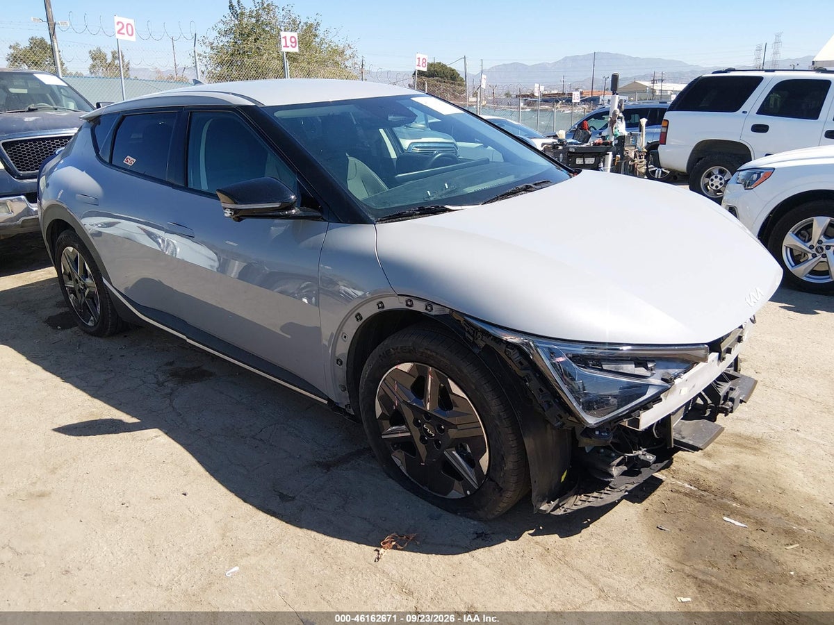 2025 KIA EV6 LIGHT LONG RANGE RWD