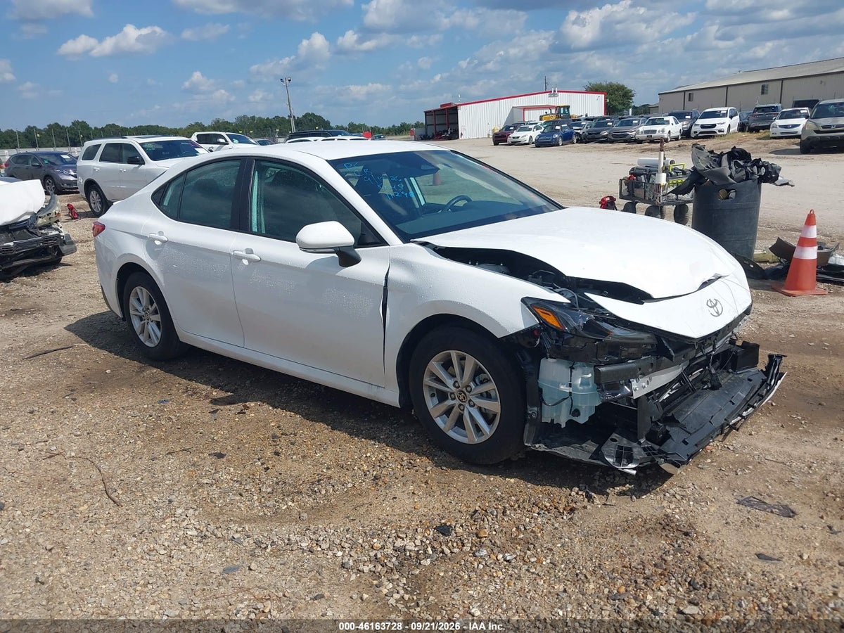 2026 TOYOTA CAMRY LE